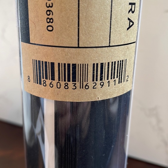 Santa Barbara DS Striped Paper Liners 12 count new in package - Picture 3 of 3